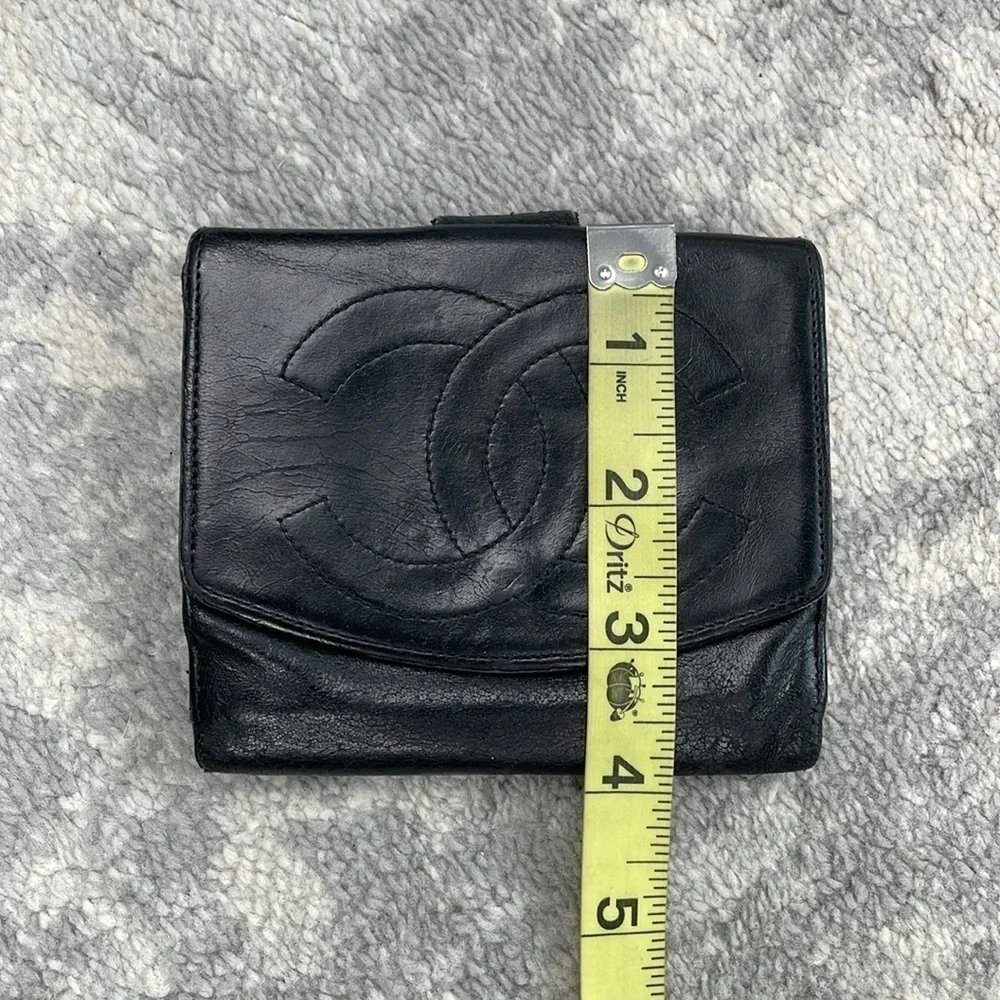 Chanel Caviar Skin Black Leather CC Bifold Compact Wallet Luxury Designer